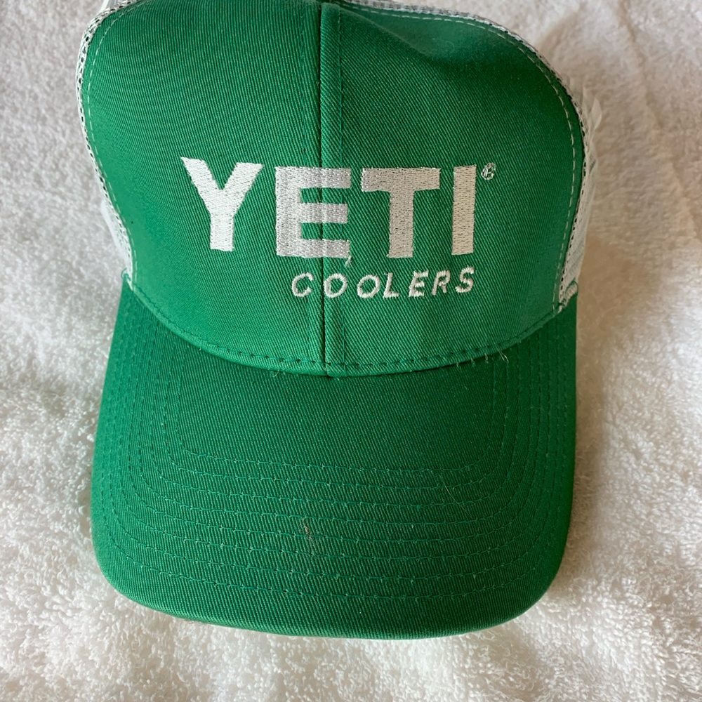 New Yeti Baseball Cap